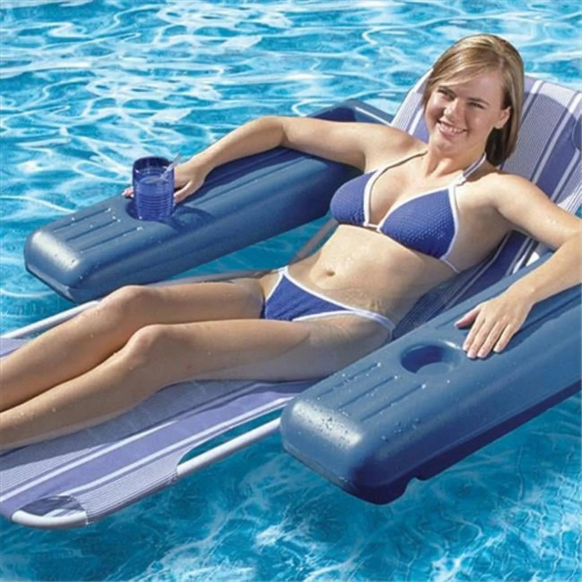 Floating Lounge V916137