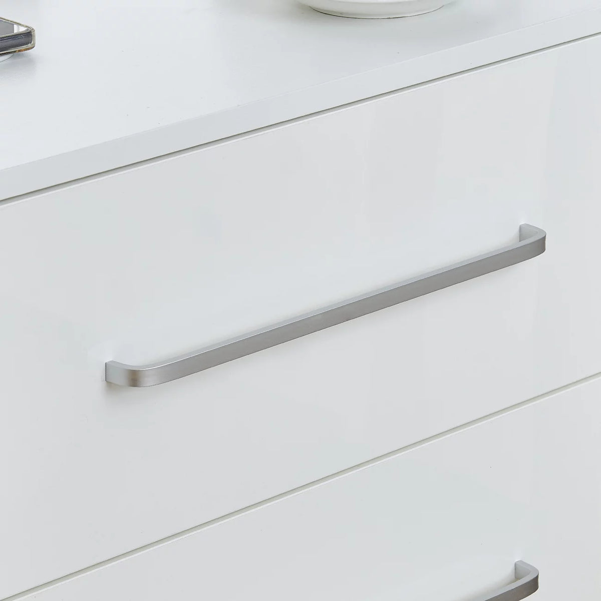 White High Gloss End Table with Charging Station and Storage Drawer U68501