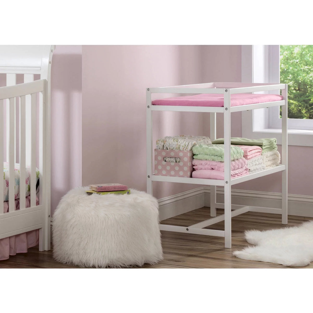 White Changing Table B113247
